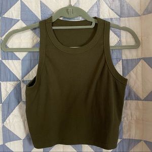 Green ribbed tank top 🔝